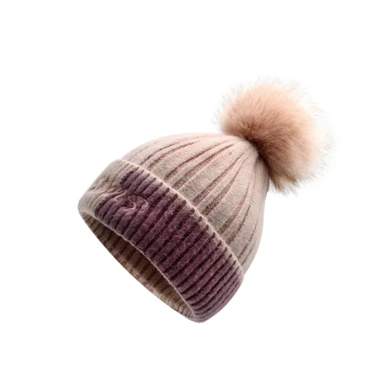 Gorro de esquí de rayas multicolores de invierno con POM de piel sintética para mujer